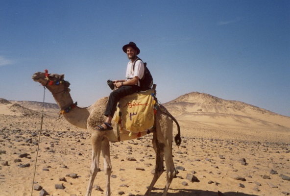 Robert Corvus in der Wüste